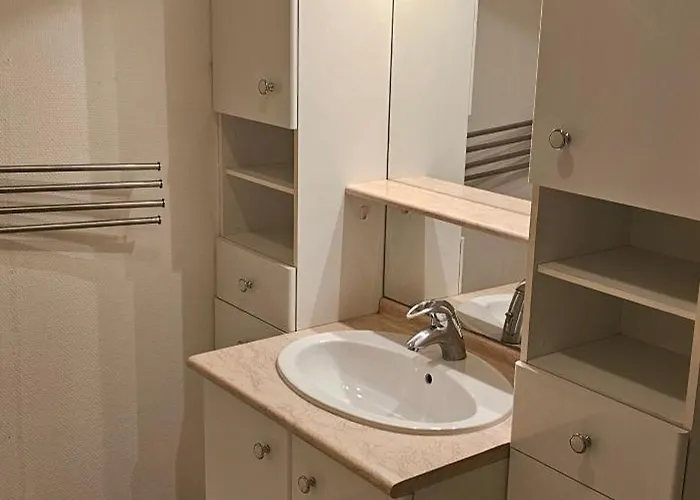 Ideal Curiste Climatisé 51 M2 Au Centre * Balaruc-les-Bains